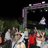 Bei den Jungwinzern Marco Holzwarth wird zur Musik von DJ NW so richtig abgetanzt. Kelter. Wein. Berg. Wandern und Geniessen rund um die Kelter in Kleinaspach. SK